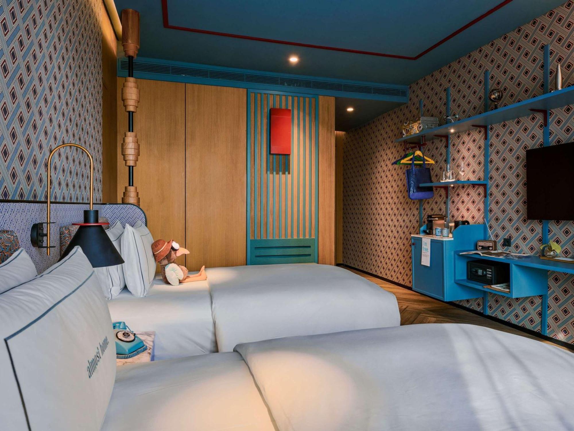 25Hours Hotel Jakarta The Oddbird 外观 照片